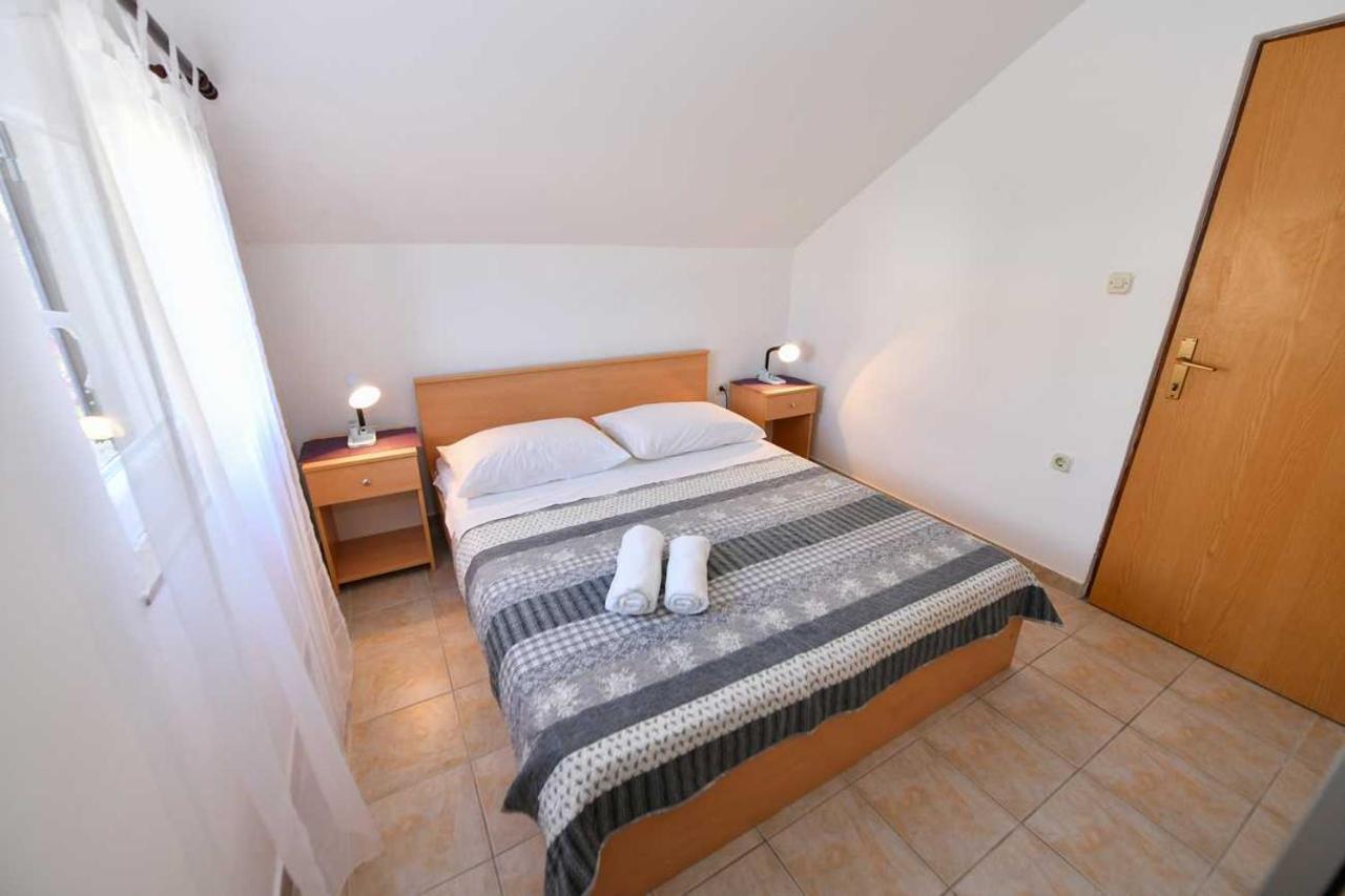 Perfect Vacation Apartments Omiš Esterno foto