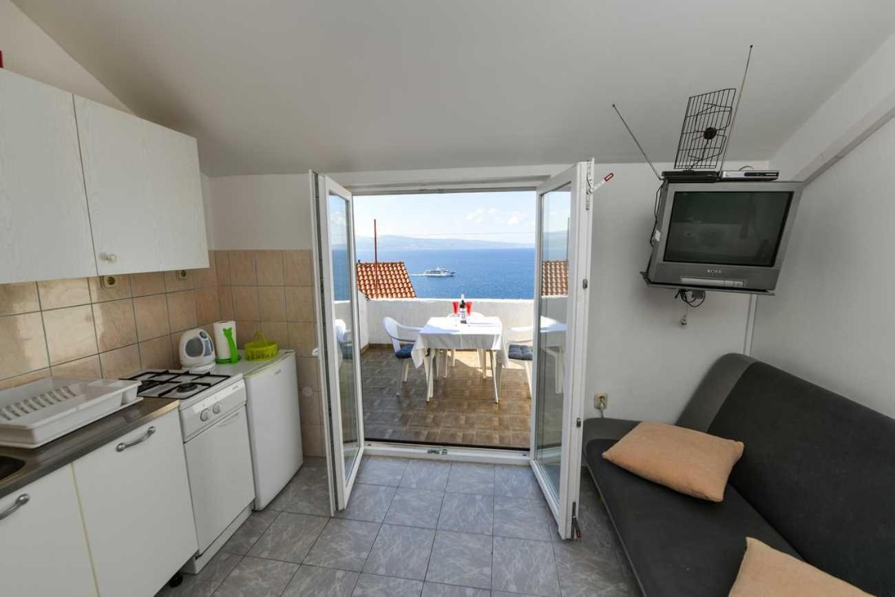 Perfect Vacation Apartments Omiš Esterno foto