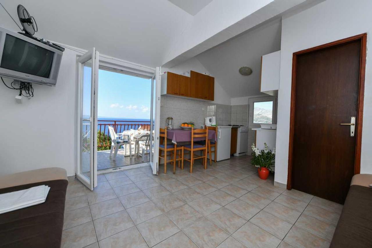 Perfect Vacation Apartments Omiš Esterno foto