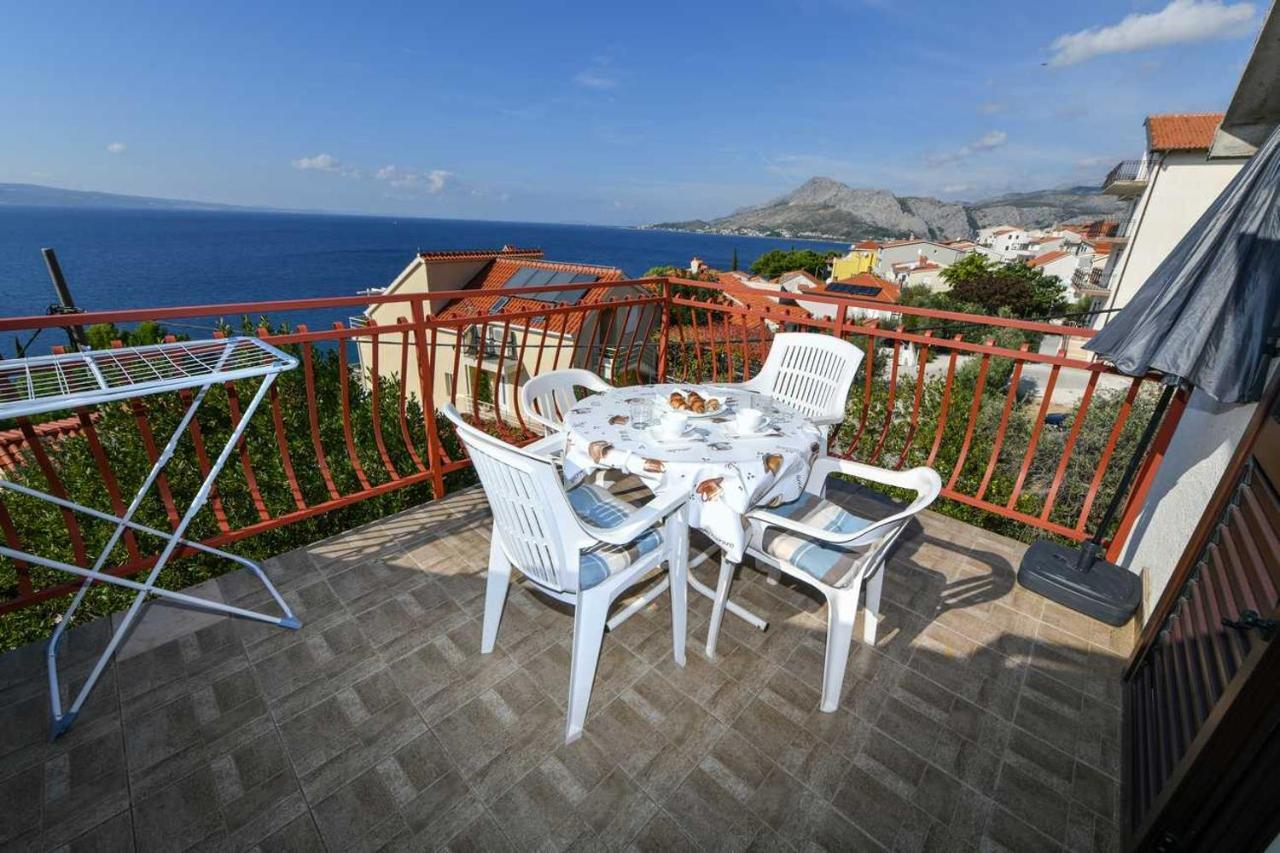 Perfect Vacation Apartments Omiš Esterno foto