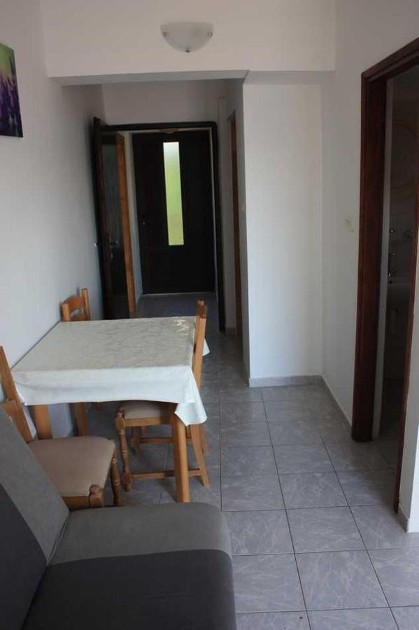 Perfect Vacation Apartments Omiš Esterno foto