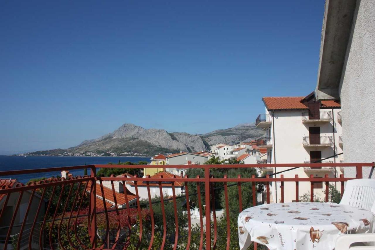Perfect Vacation Apartments Omiš Esterno foto
